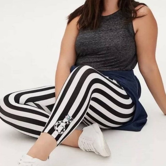 🩸SOLD🩸 - Picture 3 of 3